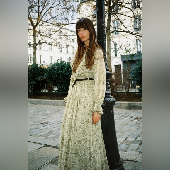 Zara Long Sleeve Floral Dress in Light Green - Picture 1 of 6